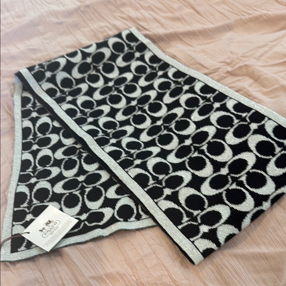 NWT Coach Monochrome Circle Motif Scarf IN BLACK AND SILVER